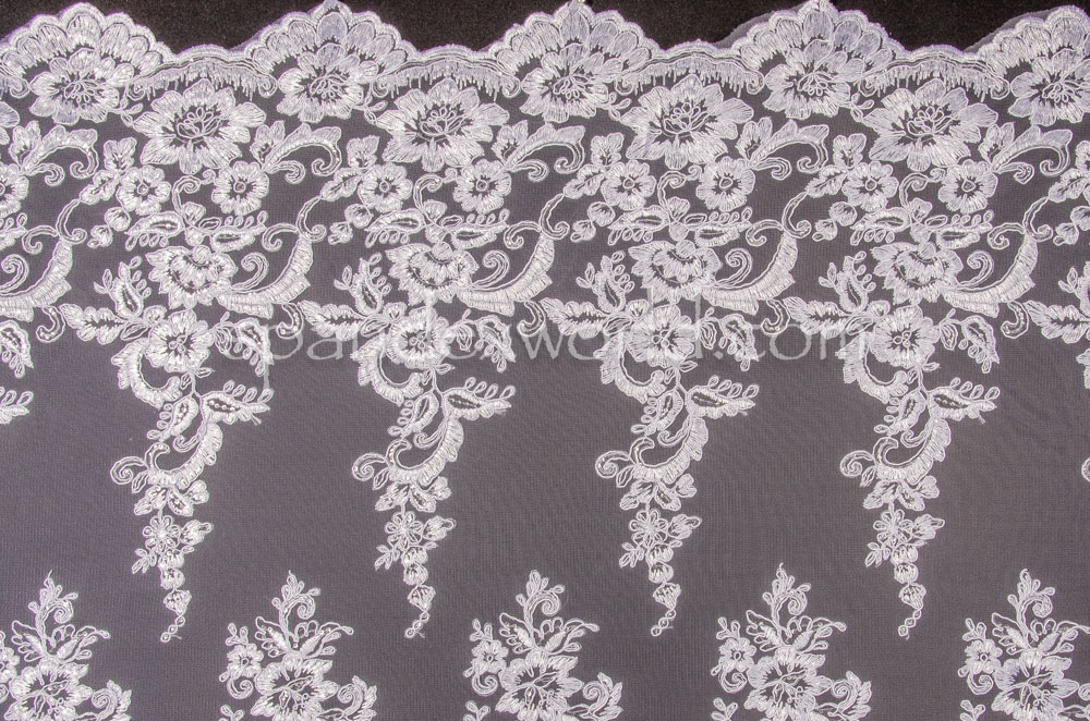 Non Stretch Sequins (White/Clear)