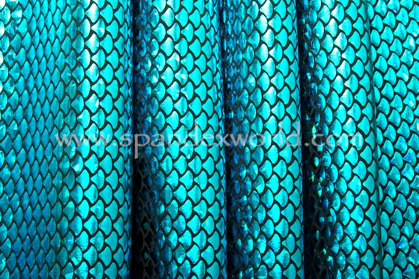 Fish scale Hologram (Black/Turquoise)