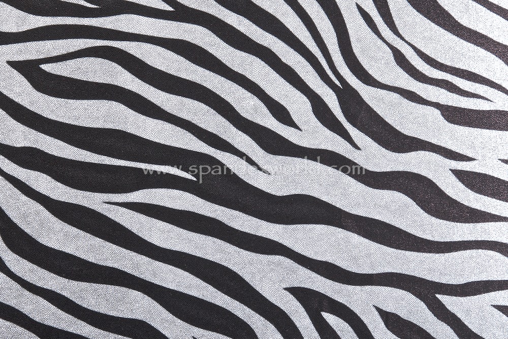 Animal Print Hologram (Black/White/Silver)